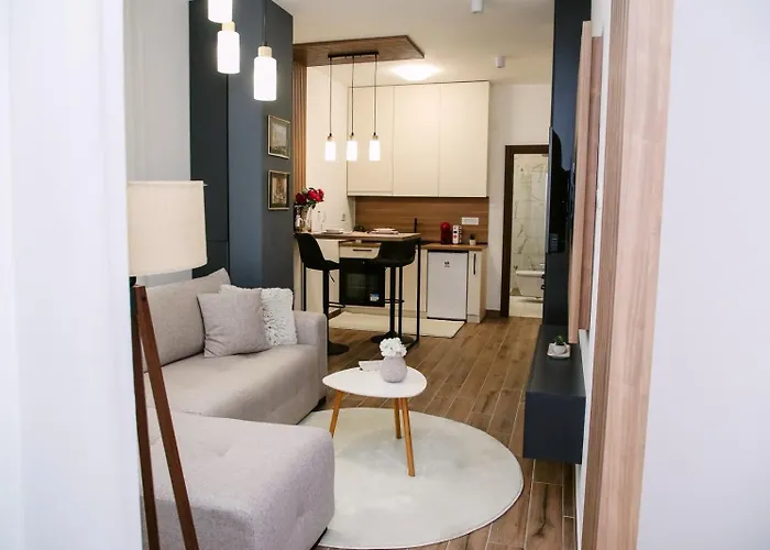 Pool Resort- Lena- 3 ורדניק